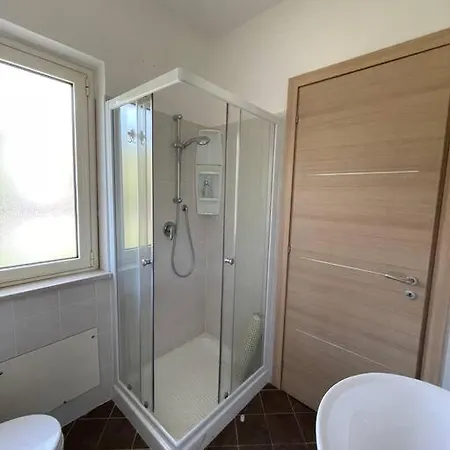 Vakantiehuis Indipendente A 50m Dal Mare Casa Scrisi
