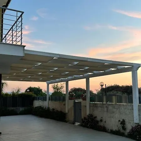 Indipendente A 50m Dal Mare Casa Scrisi