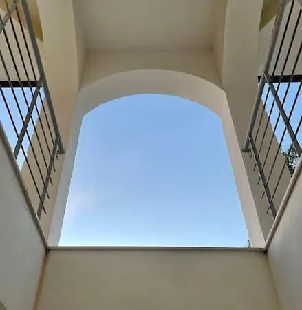 Vakantiehuis Indipendente A 50m Dal Mare Casa Scrisi