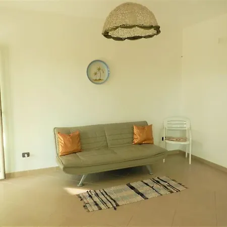 Vakantiehuis Indipendente A 50m Dal Mare Casa Scrisi
