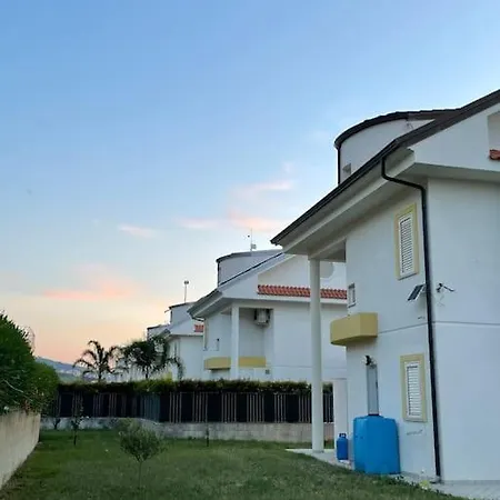 Indipendente A 50m Dal Mare * Casa Scrisi